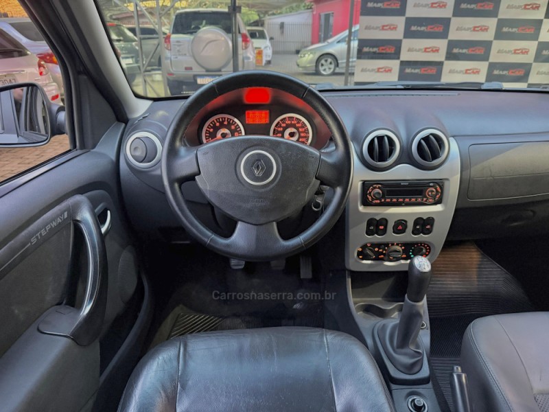 SANDERO 1.6 STEPWAY 16V FLEX 4P MANUAL - 2011 - ESTâNCIA VELHA