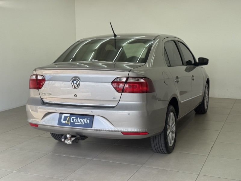 VOYAGE 1.6 MI COMFORTLINE 8V FLEX 4P MANUAL - 2013 - CARLOS BARBOSA