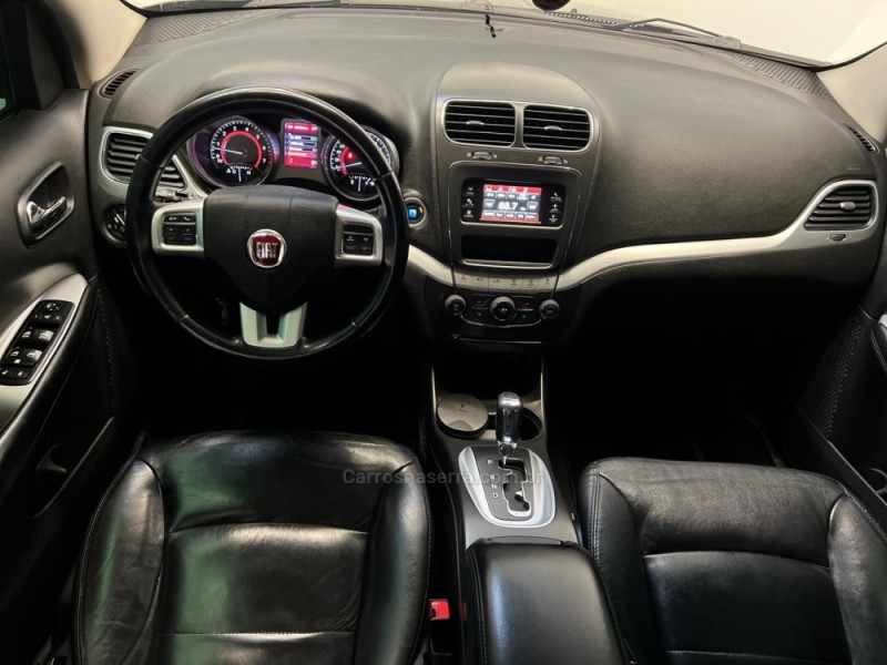 FREEMONT 2.4 EMOTION 16V GASOLINA 4P AUTOMÁTICO - 2012 - NOVO HAMBURGO