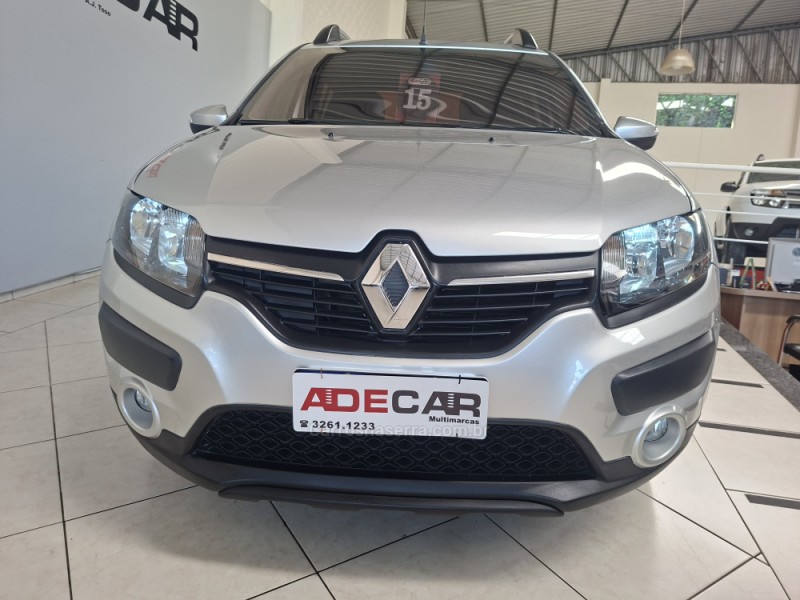 SANDERO 1.6 STEPWAY 8V FLEX 4P MANUAL - 2015 - FARROUPILHA