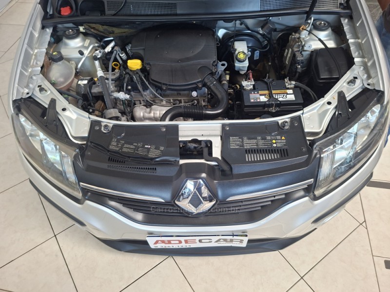 SANDERO 1.6 STEPWAY 8V FLEX 4P MANUAL - 2015 - FARROUPILHA