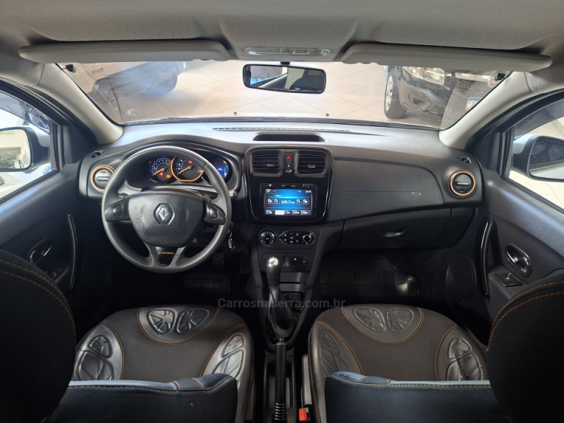 SANDERO 1.6 STEPWAY 8V FLEX 4P MANUAL - 2015 - FARROUPILHA