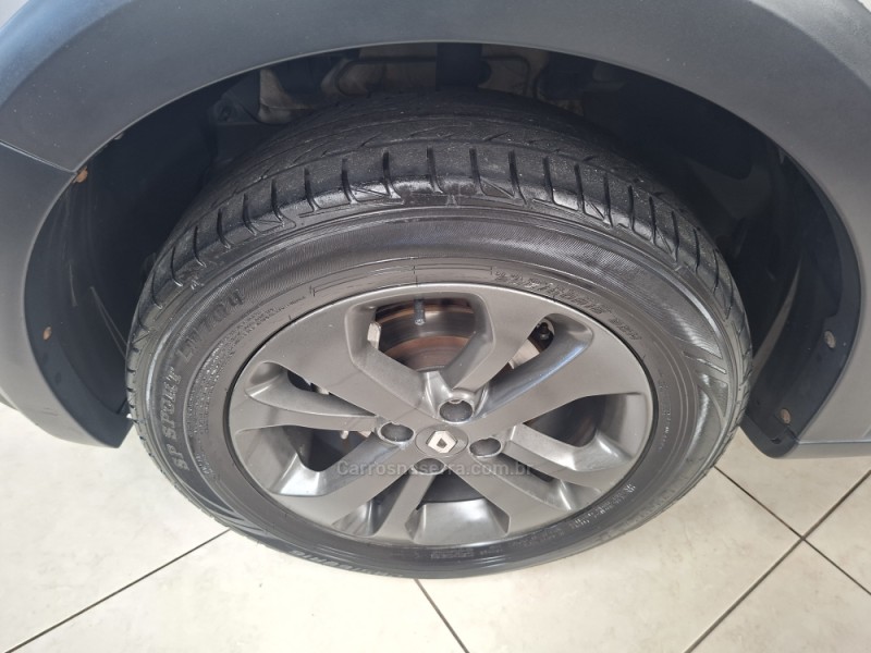 SANDERO 1.6 STEPWAY 8V FLEX 4P MANUAL - 2015 - FARROUPILHA