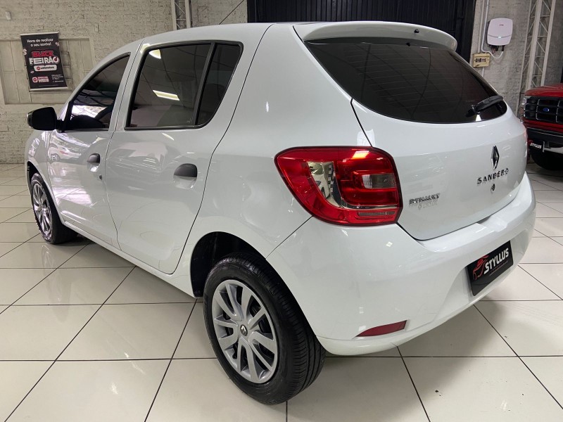 SANDERO 1.0 AUTHENTIQUE 16V FLEX 4P MANUAL - 2015 - ESTâNCIA VELHA