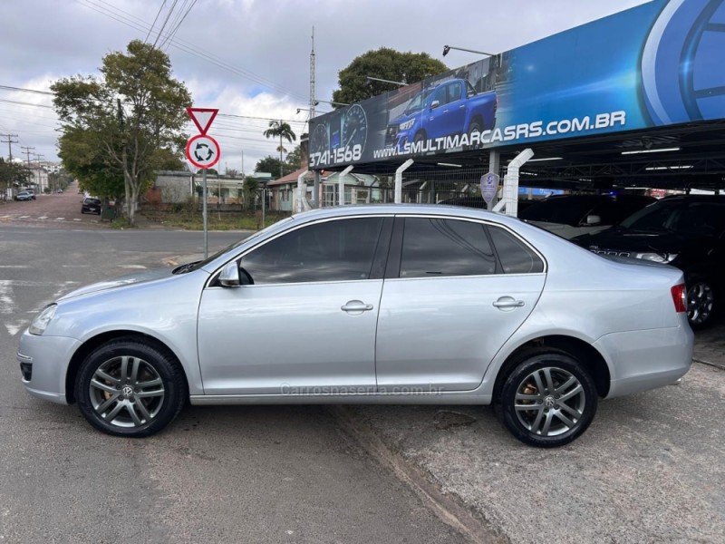 JETTA 2.5 I 20V 170CV GASOLINA 4P TIPTRONIC - 2010 - VENâNCIO AIRES