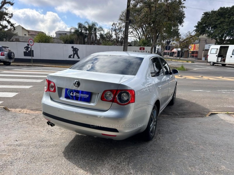 JETTA 2.5 I 20V 170CV GASOLINA 4P TIPTRONIC - 2010 - VENâNCIO AIRES