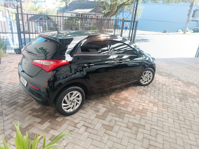 HB20 1.0 COMFORT PLUS 12V FLEX 4P MANUAL - 2018 - CAXIAS DO SUL
