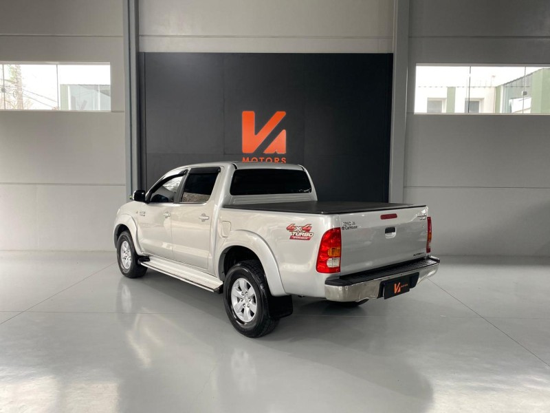 HILUX 3.0 SRV 4X4 CD 16V TURBO INTERCOOLER DIESEL 4P AUTOMÁTICO - 2011 - CARLOS BARBOSA