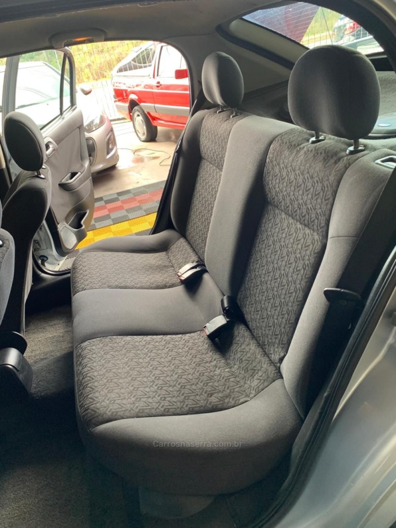 ASTRA 2.0 MPFI ELEGANCE SEDAN 8V MULTIPOWER 4P MANUAL - 2005 - CAXIAS DO SUL