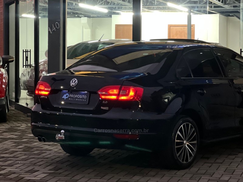 JETTA 2.0 COMFORTLINE FLEX 4P TIPTRONIC - 2012 - ESTâNCIA VELHA