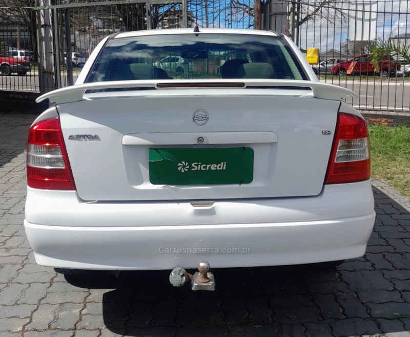 ASTRA 1.8 MPFI GL SEDAN 8V ÁLCOOL 4P MANUAL - 2002 - CAXIAS DO SUL