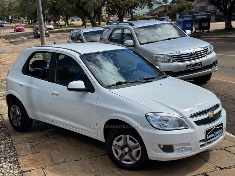 CELTA 1.0 MPFI LT 8V FLEX 4P MANUAL - 2015 - LAGOA VERMELHA