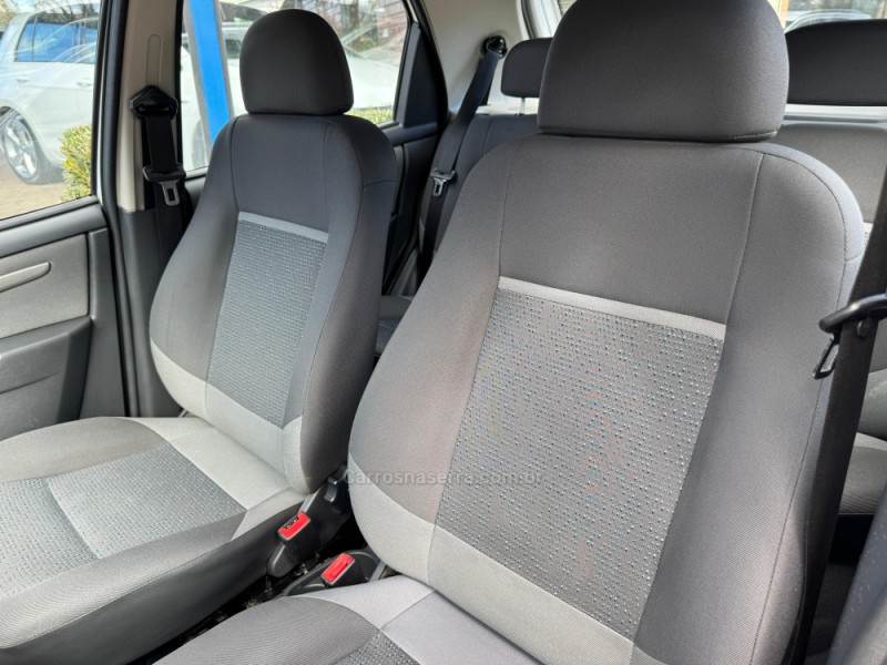 CELTA 1.0 MPFI LT 8V FLEX 4P MANUAL - 2015 - LAGOA VERMELHA