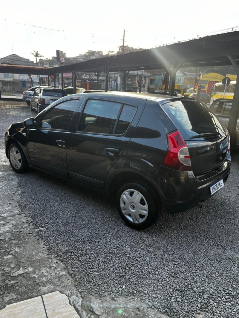 sandero 1.6 expression 8v flex 4p manual 2010 caxias do sul