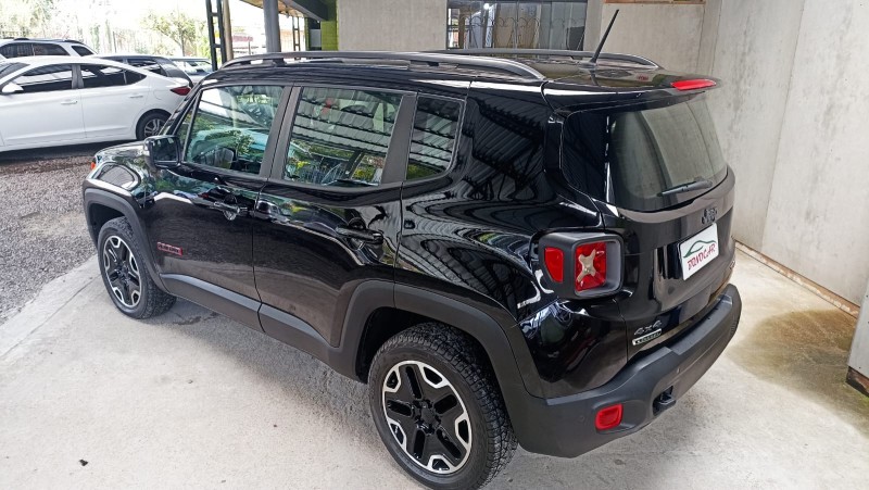 RENEGADE 2.0 16V TURBO DIESEL TRAILHAWK 4P 4X4 AUTOMÁTICO - 2016 - CAXIAS DO SUL