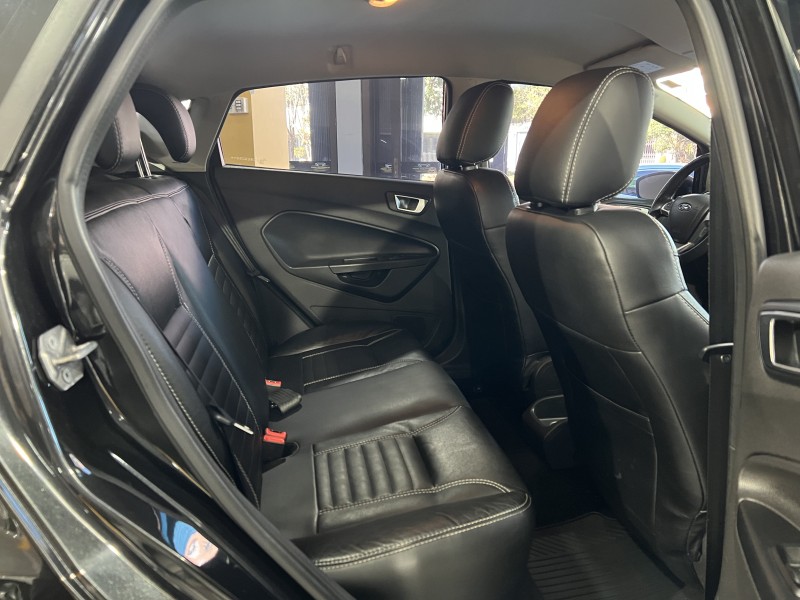 FIESTA 1.6 SE HATCH 16V FLEX 4P MANUAL - 2014 - CAXIAS DO SUL