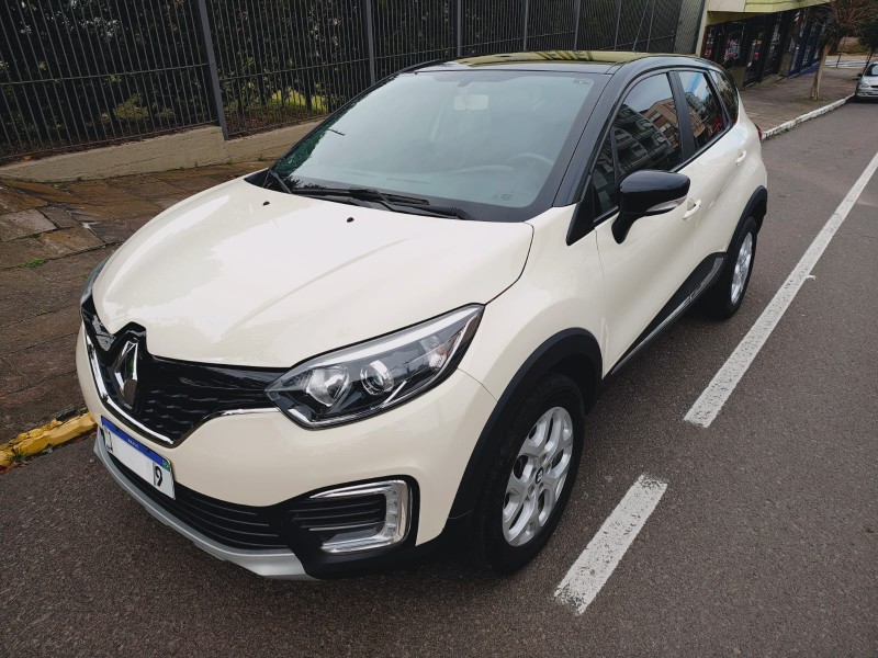 CAPTUR 1.6 16V FLEX ZEN AUTOMÁTICO - 2018 - FARROUPILHA