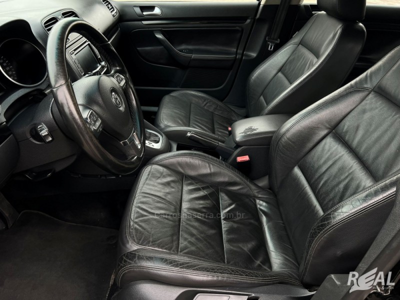 JETTA 2.5 I VARIANT 20V 170CV GASOLINA 4P TIPTRONIC - 2011 - SAPIRANGA