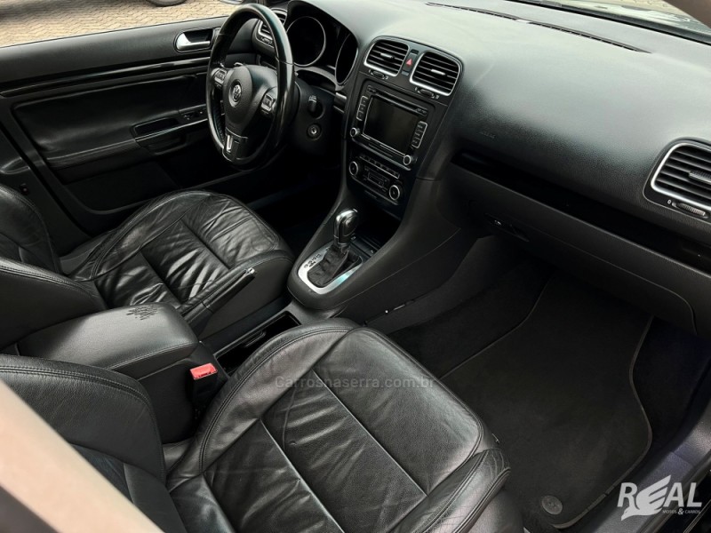 JETTA 2.5 I VARIANT 20V 170CV GASOLINA 4P TIPTRONIC - 2011 - SAPIRANGA