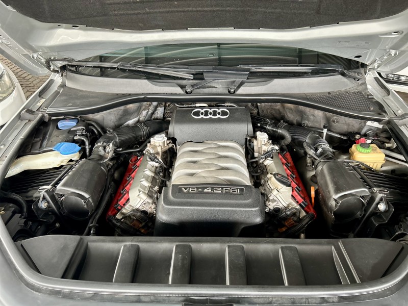 Q7 4.2 FSI QUATTRO V8 32V GASOLINA 4P TIPTRONIC - 2007 - SãO SEBASTIãO DO CAí