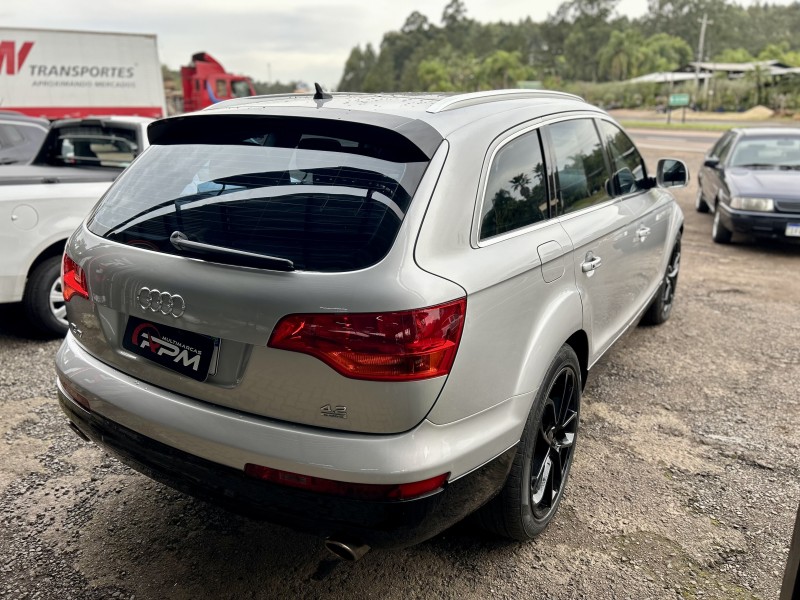 Q7 4.2 FSI QUATTRO V8 32V GASOLINA 4P TIPTRONIC - 2007 - SãO SEBASTIãO DO CAí