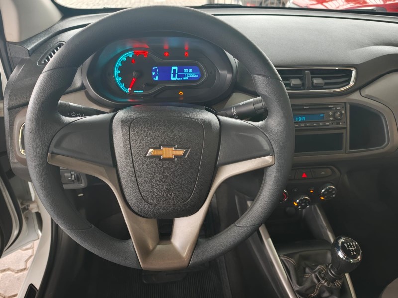 PRISMA 1.0 MPFI LT 8V FLEX 4P MANUAL - 2015 - FARROUPILHA