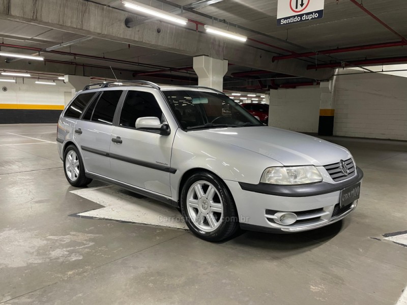parati 2.0 mi crossover 8v gasolina 4p manual g.iii 2004 caxias do sul