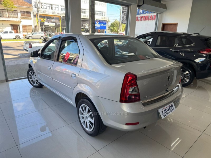 LOGAN 1.6 EXPRESSION 8V FLEX 4P MANUAL - 2012 - SãO LEOPOLDO