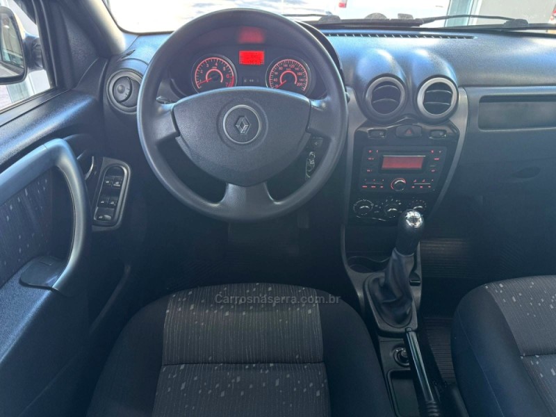 LOGAN 1.6 EXPRESSION 8V FLEX 4P MANUAL - 2012 - SãO LEOPOLDO