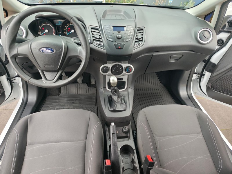 FIESTA 1.6 SE HATCH 16V FLEX 4P MANUAL - 2017 - FARROUPILHA