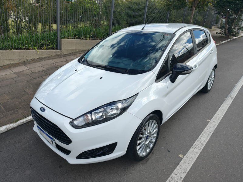 FIESTA 1.6 SE HATCH 16V FLEX 4P MANUAL