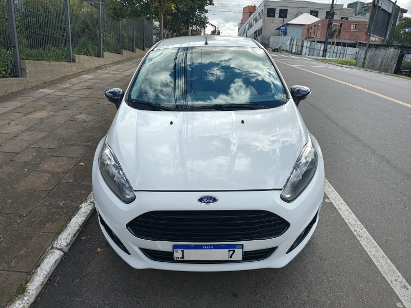 FIESTA 1.6 SE HATCH 16V FLEX 4P MANUAL - 2017 - FARROUPILHA