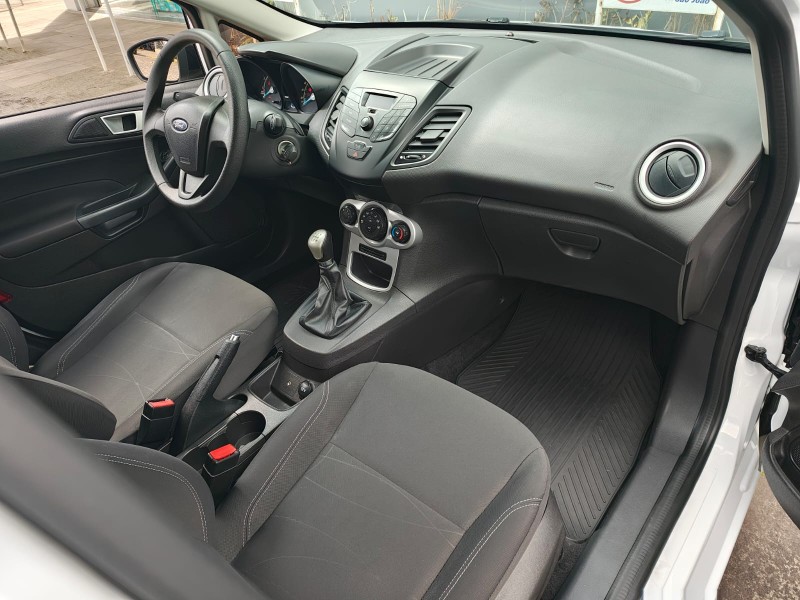 FIESTA 1.6 SE HATCH 16V FLEX 4P MANUAL - 2017 - FARROUPILHA
