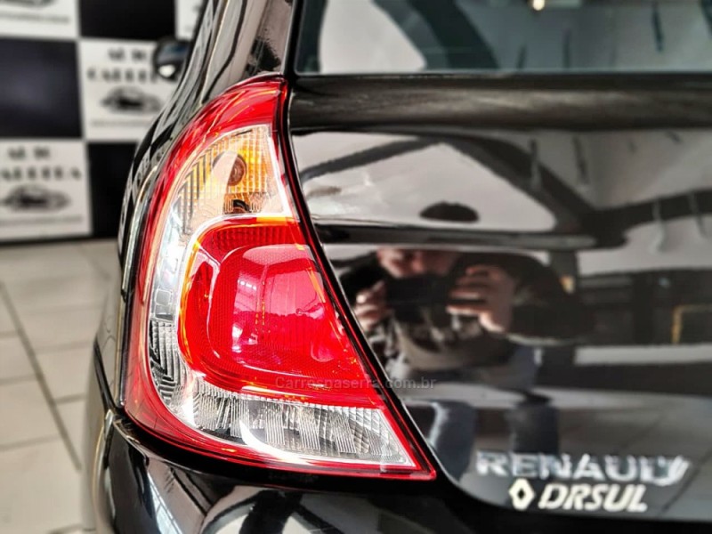 CLIO 1.0 EXPRESSION 16V HI-FLEX 4P MANUAL - 2016 - NOVO HAMBURGO