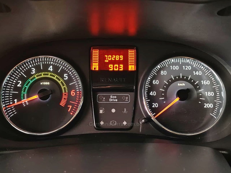 CLIO 1.0 EXPRESSION 16V HI-FLEX 4P MANUAL - 2016 - NOVO HAMBURGO