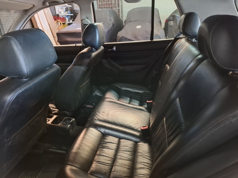 GOLF 1.6 MI 8V GASOLINA 4P MANUAL - 2002 - CAXIAS DO SUL
