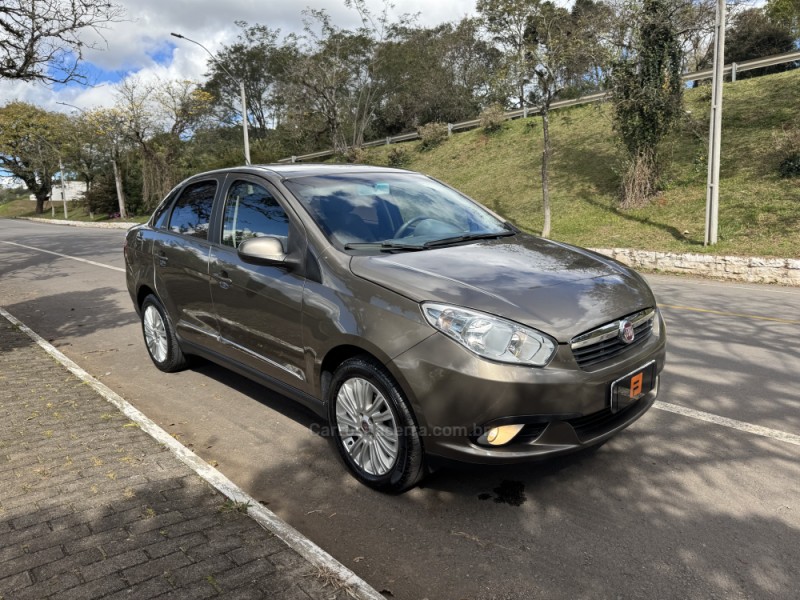 GRAND SIENA 1.6 MPI ESSENCE 16V FLEX 4P MANUAL - 2016 - NOVA ARAçá