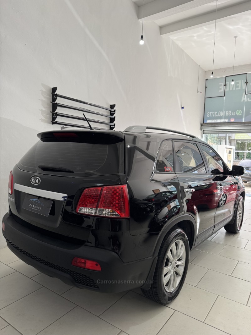 SORENTO 2.4 EX2 4X2 16V GASOLINA 4P AUTOMÁTICO - 2011 - CAXIAS DO SUL