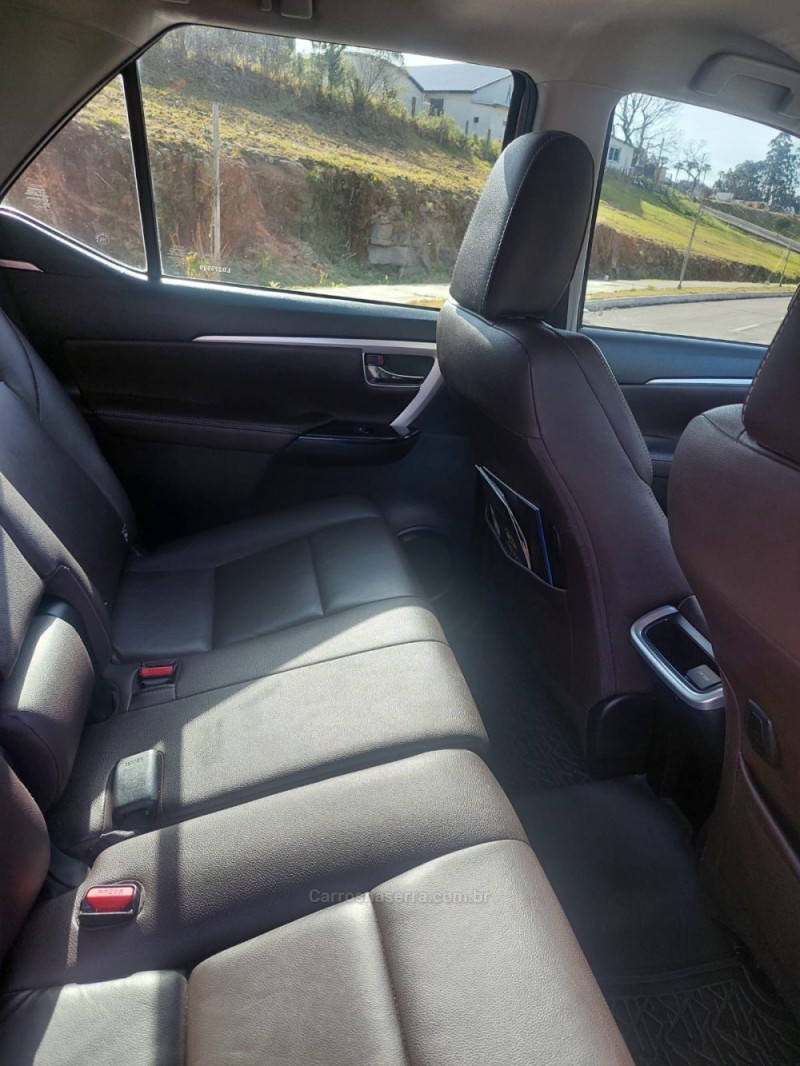 HILUX SW4 2.8 SRX 4X4 16V TURBO INTERCOOLER DIESEL 4P AUTOMÁTICO - 2020 - VERANóPOLIS