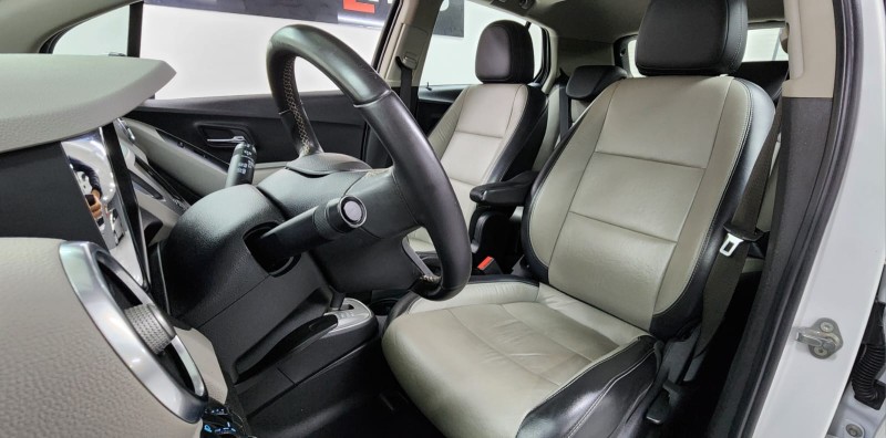 TRACKER 1.8 MPFI LTZ 4X2 16V FLEX 4P AUTOMÁTICO - 2015 - BENTO GONçALVES