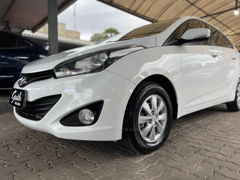 HB20S 1.6 COMFORT STYLE 16V FLEX 4P MANUAL - 2015 - BOM PRINCíPIO