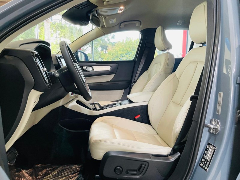 XC 40 2.0 T5 GASOLINA MOMENTUM AWD GEARTRONIC - 2020 - CAXIAS DO SUL