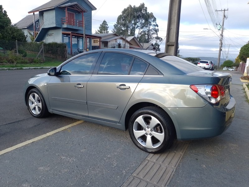 CRUZE 1.8 LT 16V FLEX 4P MANUAL - 2012 - CANELA