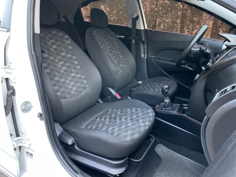 HB20 1.6 COMFORT 16V FLEX 4P MANUAL - 2017 - CAXIAS DO SUL