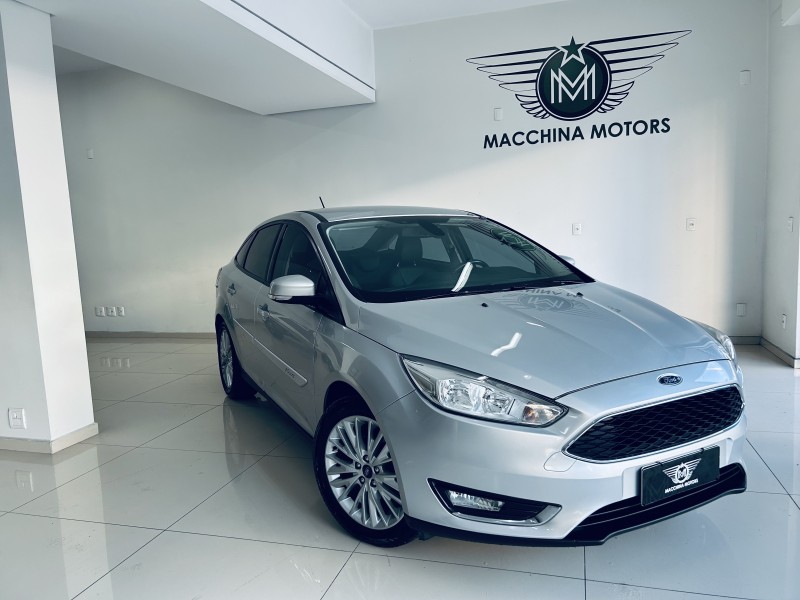 focus 2.0 se plus fastback 16v flex 4p automatico 2018 caxias do sul