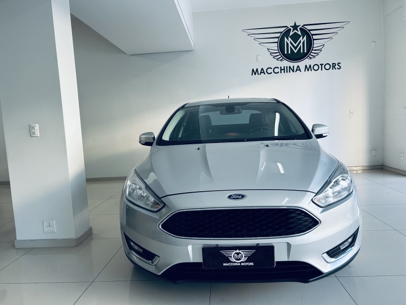 FOCUS 2.0 SE PLUS FASTBACK 16V FLEX 4P AUTOMÁTICO - 2018 - CAXIAS DO SUL