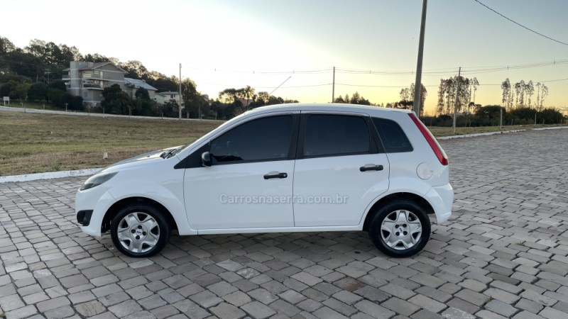 FIESTA 1.6 MPI 8V GASOLINA 4P MANUAL - 2012 - VILA FLORES