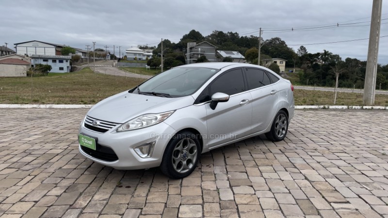 FIESTA 1.6 SE SEDAN 16V FLEX 4P MANUAL - 2012 - VILA FLORES