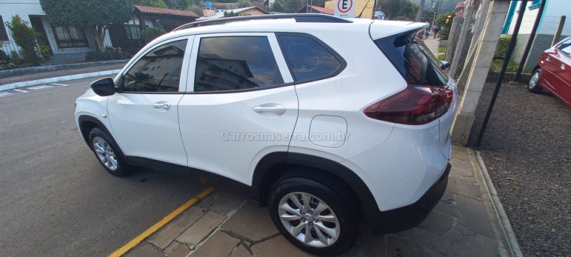 TRACKER 1.0 12V TURBO FLEX 4P AUTOMÁTICO - 2023 - PICADA CAFé