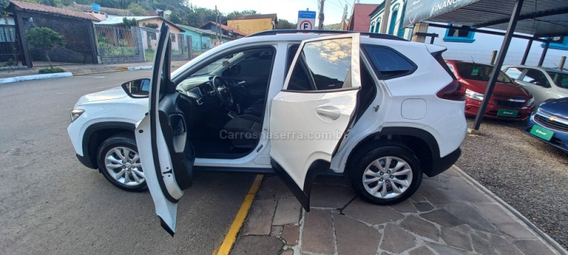 TRACKER 1.0 12V TURBO FLEX 4P AUTOMÁTICO - 2023 - PICADA CAFé